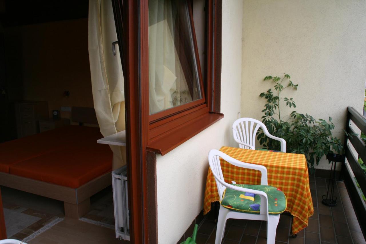 Ferienhaus Susanne Haßloch Exteriör bild